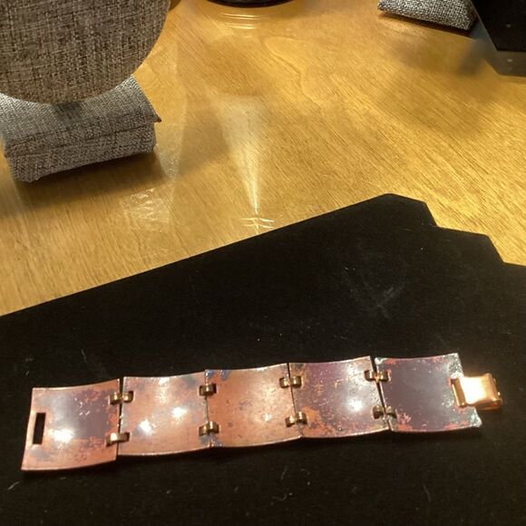 Vintage Coppertone Red, White & Blue Enamel Bracelet - Picture 6 of 6